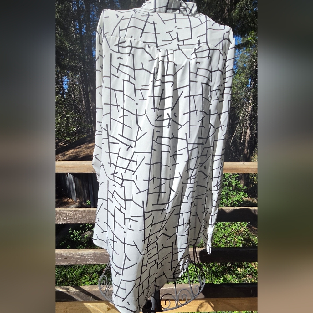 Zara White Black Printed Button-Down Blouse SzL NWOT - Picture 9 of 10